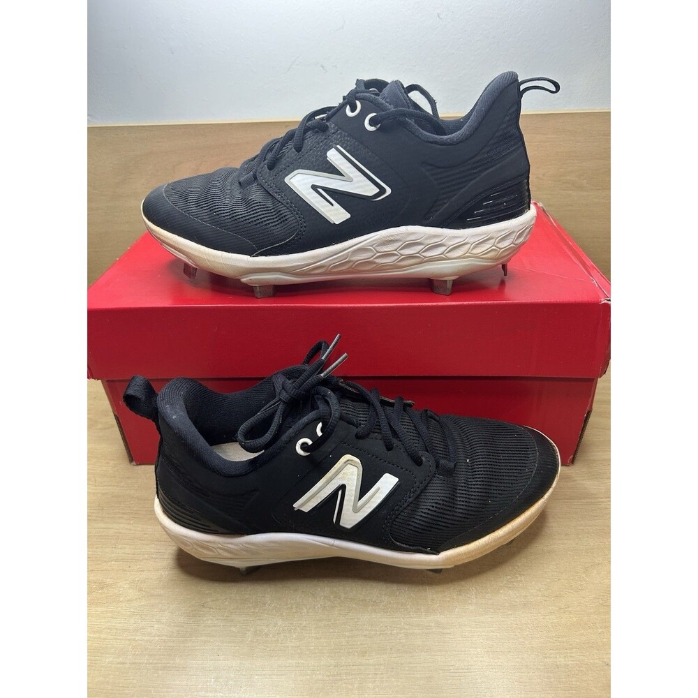 New Balance Fresh Foam L3000BK6 Men's Size 7.5 Low Metal Baseball Cleats Spikes